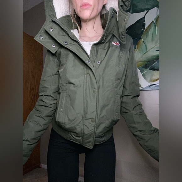 Hollister jacket - Picture 3 of 11